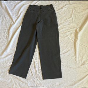 Aritzia Wilfred Ascendant Pants sz2 New without tag  Color is gd vintage black